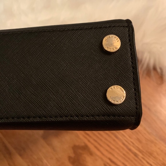 Micheal Kors bag - Picture 4 of 10